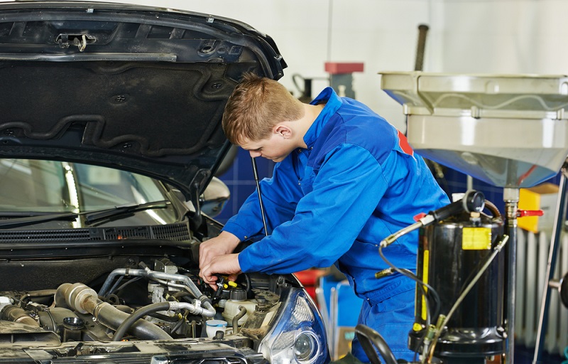 Why Do You Need A Professional Mercedes Service?