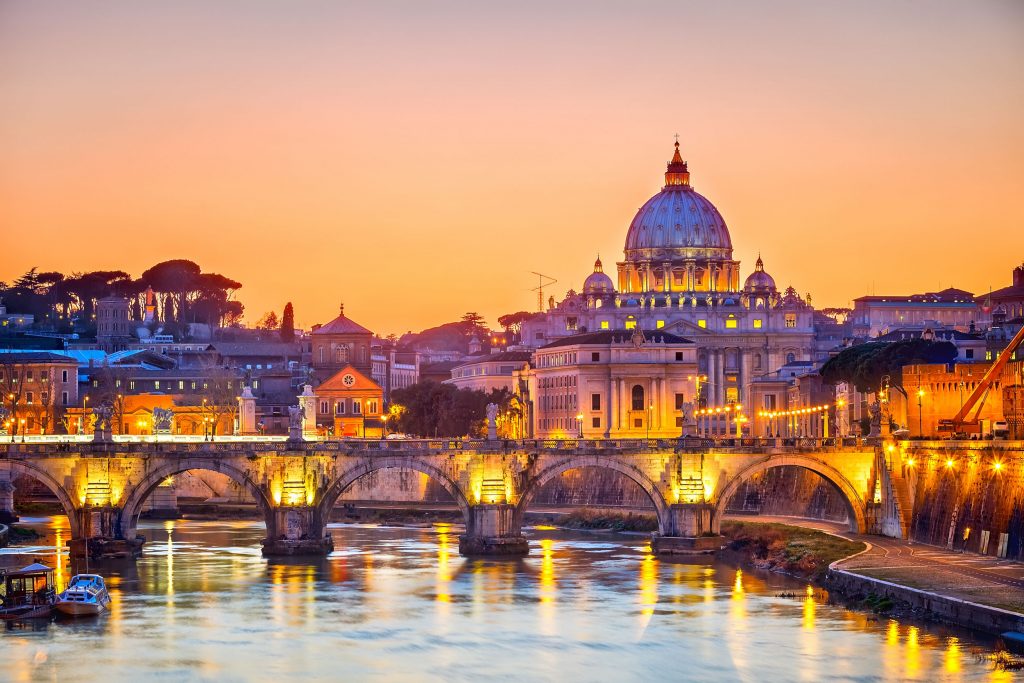 What Makes Italy The Preferred Destination For A Degree In Luxury Brand Management?